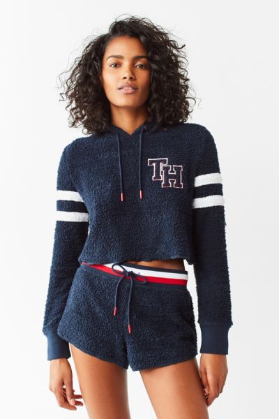 tommy hilfiger jumper urban outfitters