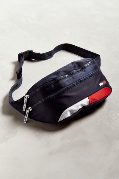 tommy jeans crest heritage sling bag