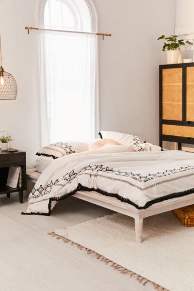 Dara Border Print Tassel Duvet Cover