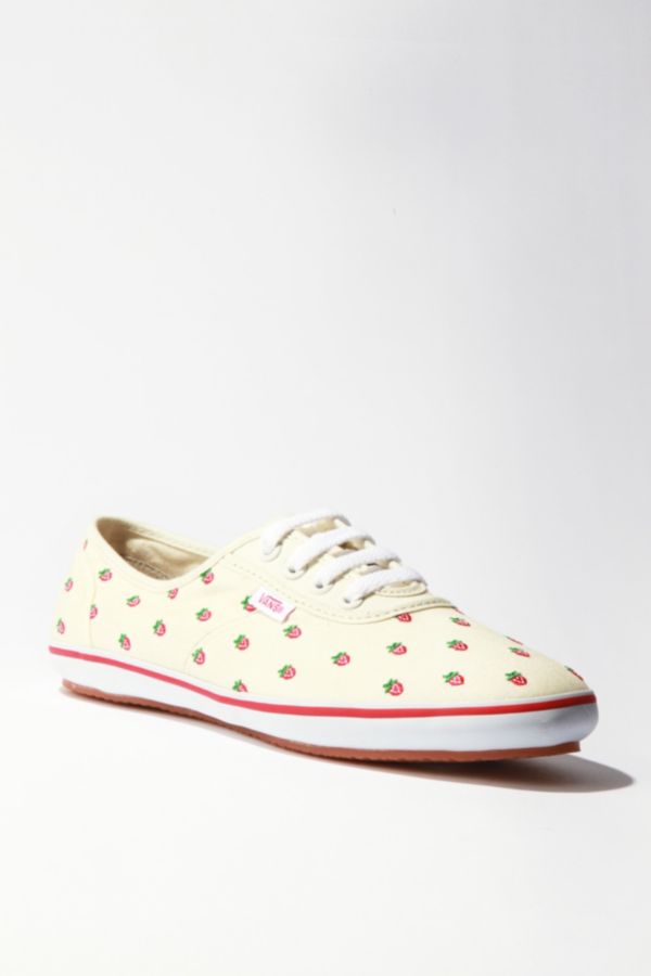 Vans Strawberry Sneaker | Urban Outfitters