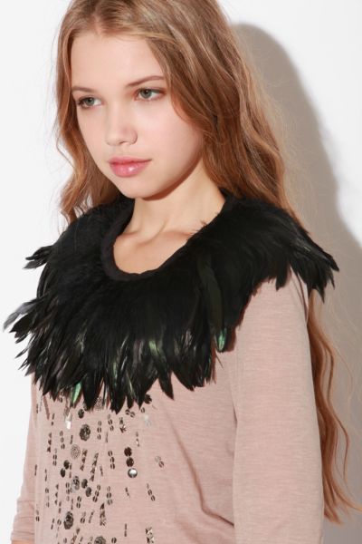 UrbanOutfitters  UO Feather Collar