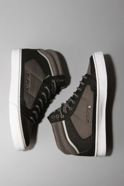 UrbanOutfitters  Gravis Lowdown HC Sneaker