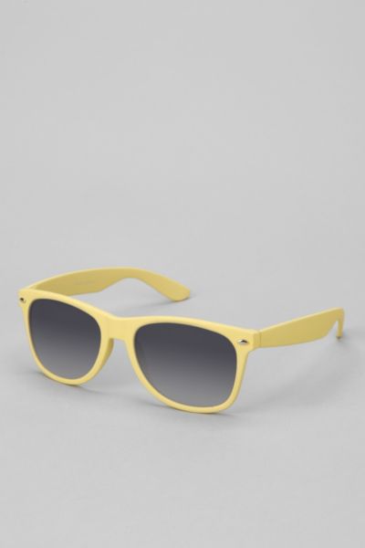 Urban Outfitters   Sunglasses & Readers