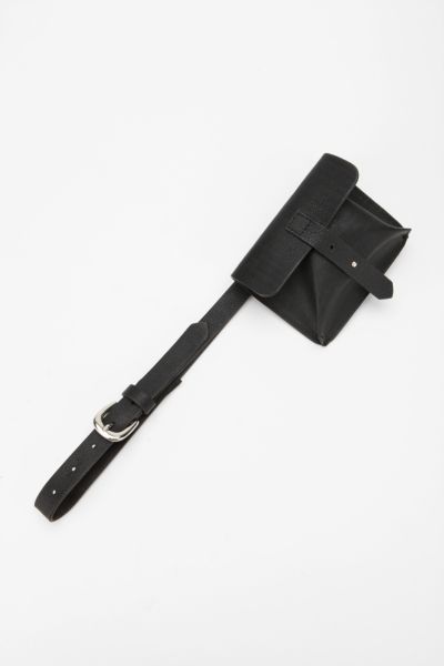 UrbanOutfitters  Deena & Ozzy Modern Fanny Pack