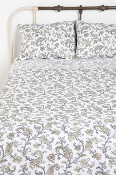 UrbanOutfitters  Paisley Vine Sheet Set