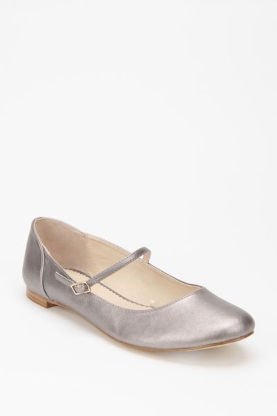 UrbanOutfitters  Cooperative Patent Mary Jane Skimmer