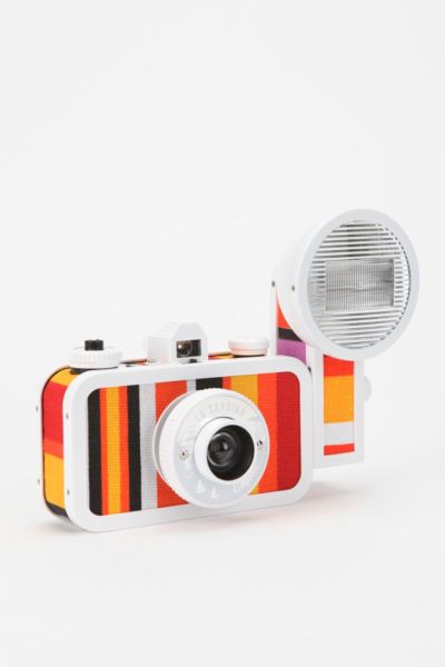 Lomography La Sardina Flash Analogue Camera