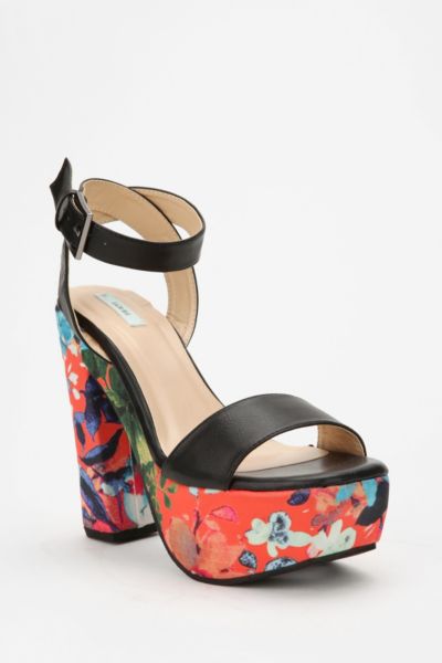 Kimchi Blue Printed Platform Heel