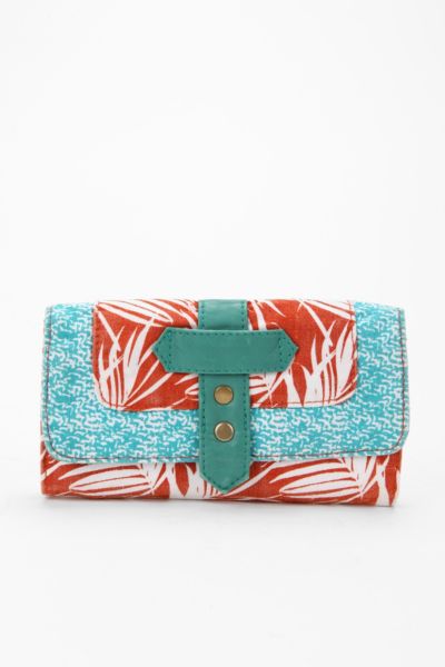 Urban Outfitters   Wallets & Keychains