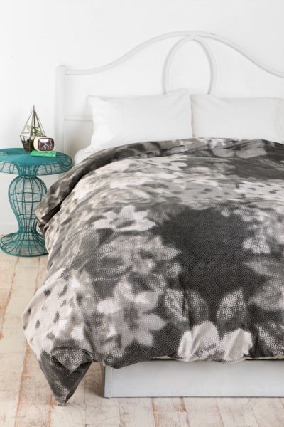 UrbanOutfitters  Plum & Bow Photo Garden Duvet Cover