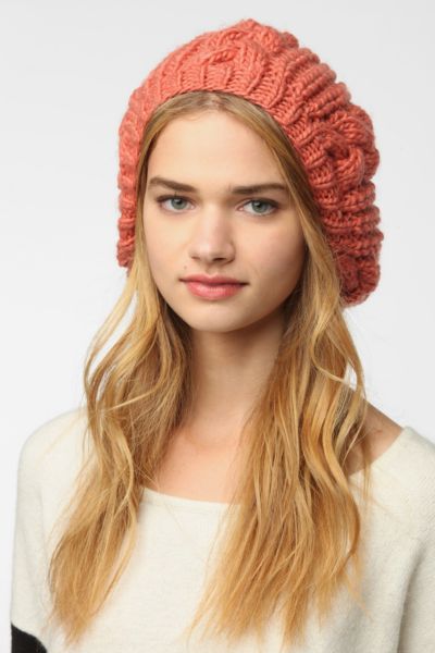 BDG Cable Knit Beret   Urban Outfitters