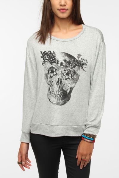 Daydreamer LA Laurel Wreath Skull Tee   Urban Outfitters