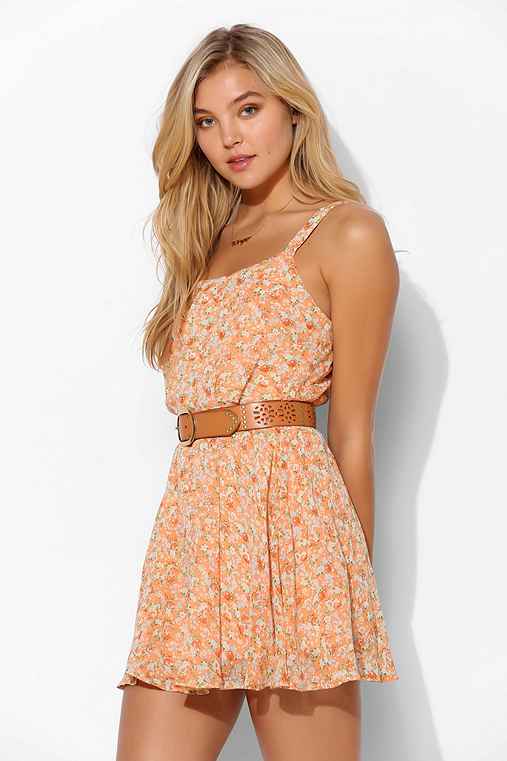 Lucca Couture Chiffon Daisy Dress - Urban Outfitters