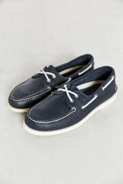 Sperry Top-Sider Classic Boat Shoe - Urban Outfitters