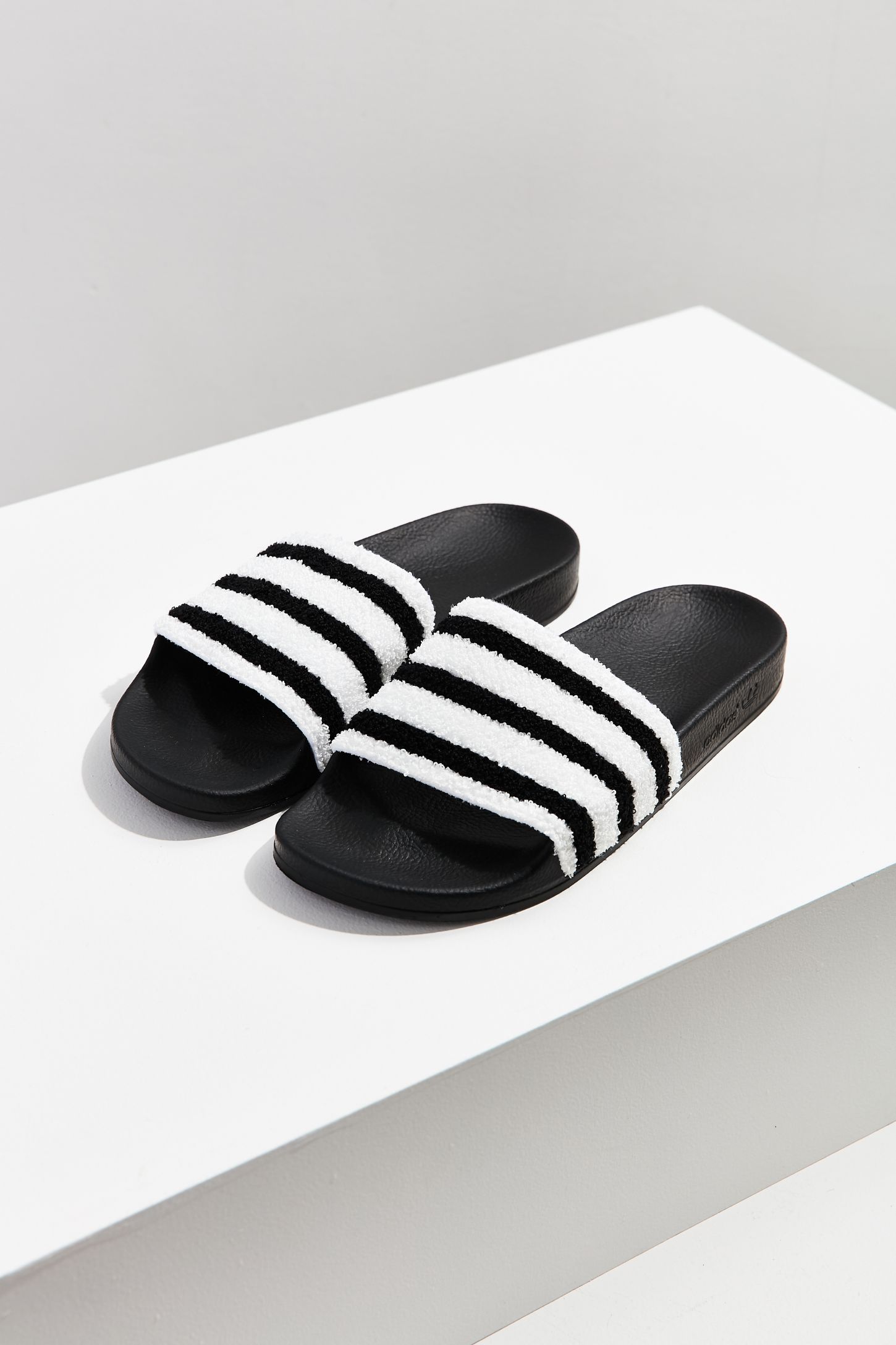 pool slides adidas