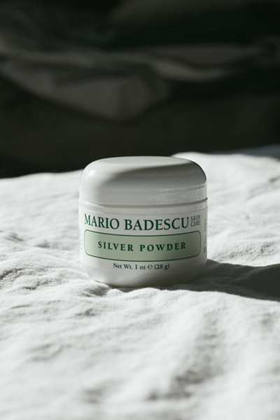Mario Badescu Silver Powder In Assorted
