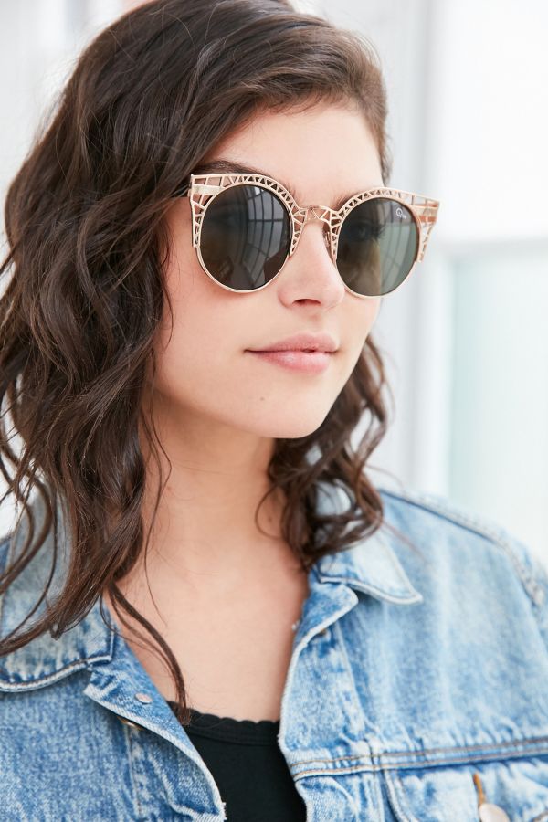 Quay Fleur Round CatEye Sunglasses Urban Outfitters
