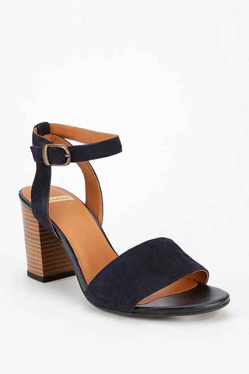 Vagabond Tulip Suede Heeled Sandal - Urban Outfitters