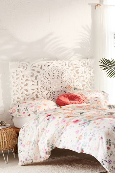 Bed Frames + Headboards | Urban Outfitters