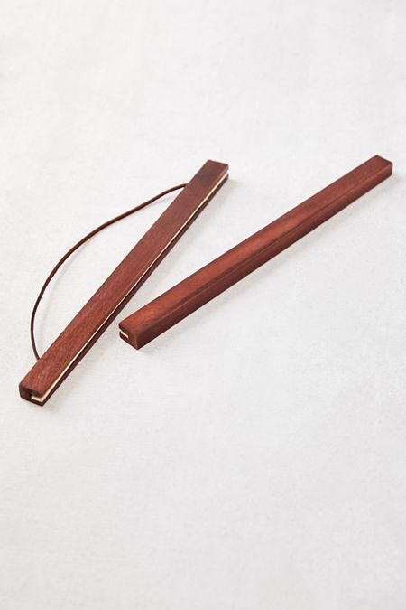 Slide View: 2: Wooden Print Dowel Hanger