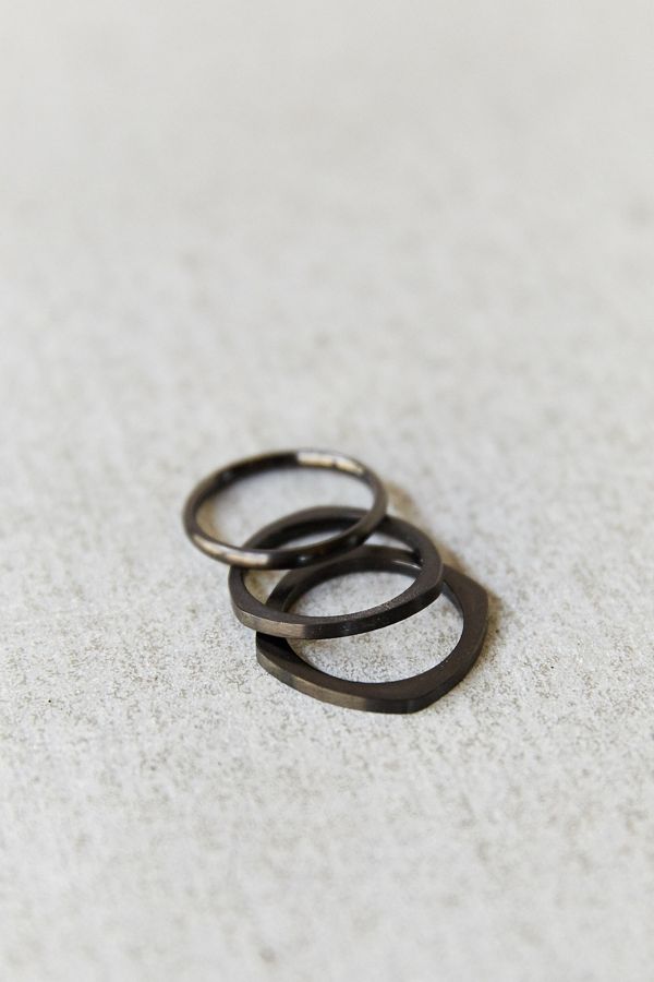 Vitaly Shapes Black Ring Set | Urban Outfitters