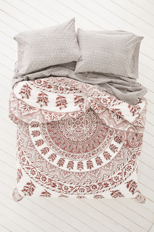 Plum & Bow Kerala Medallion Comforter Snooze Set | Urban