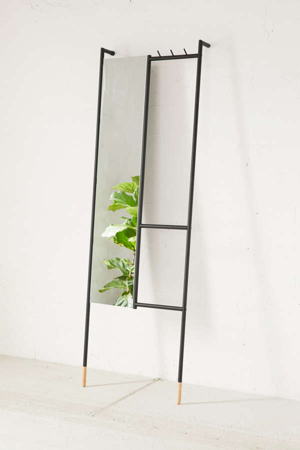 Slide View: 2: Leni Leaning Mirror
