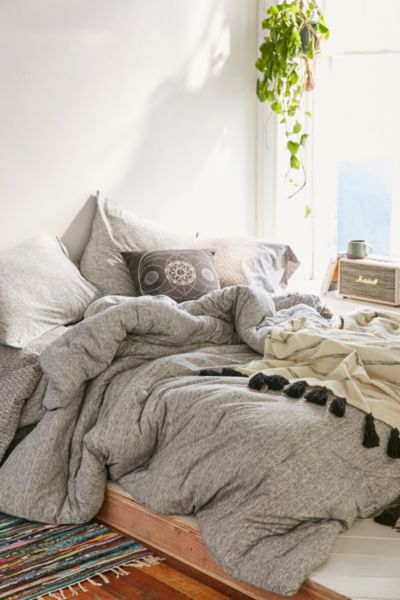 T-Shirt Heathered Jersey Comforter Snooze Set - Urban Outfitters ...