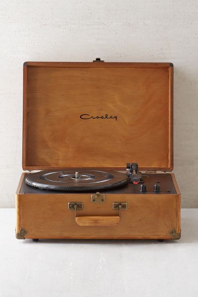 Crosley UO Exclusive Keepsake Wood AV Room Portable USB Vinyl Record Player