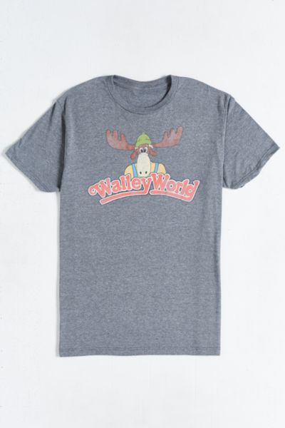 Graphic Tees + Sweatshirts - Urban Outfitters
