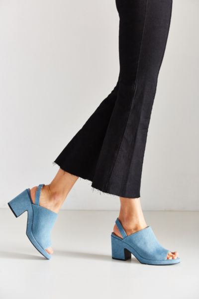 Florence Slingback Heel - Urban Outfitters