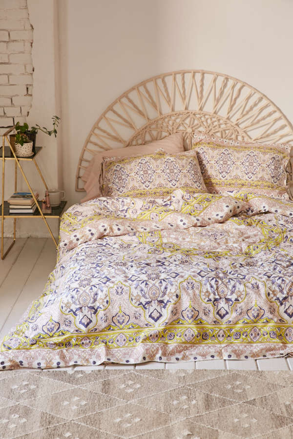 Slide View: 1: Plum & Bow Anza Tiled Duvet Cover