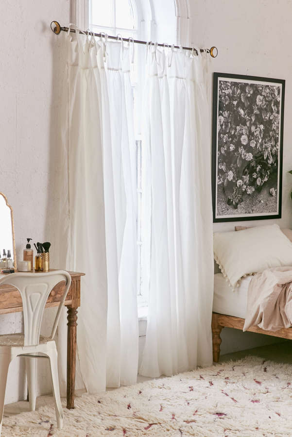 Slide View: 1: Plum & Bow Gathered Voile Curtain