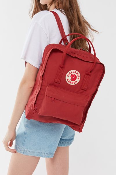 Fjall Raven Classic Kånken Backpack In Light Red