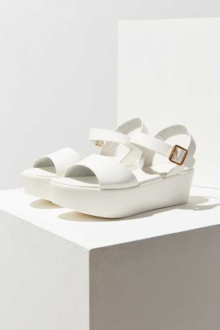 Women's Sandals - Urban Outfitters