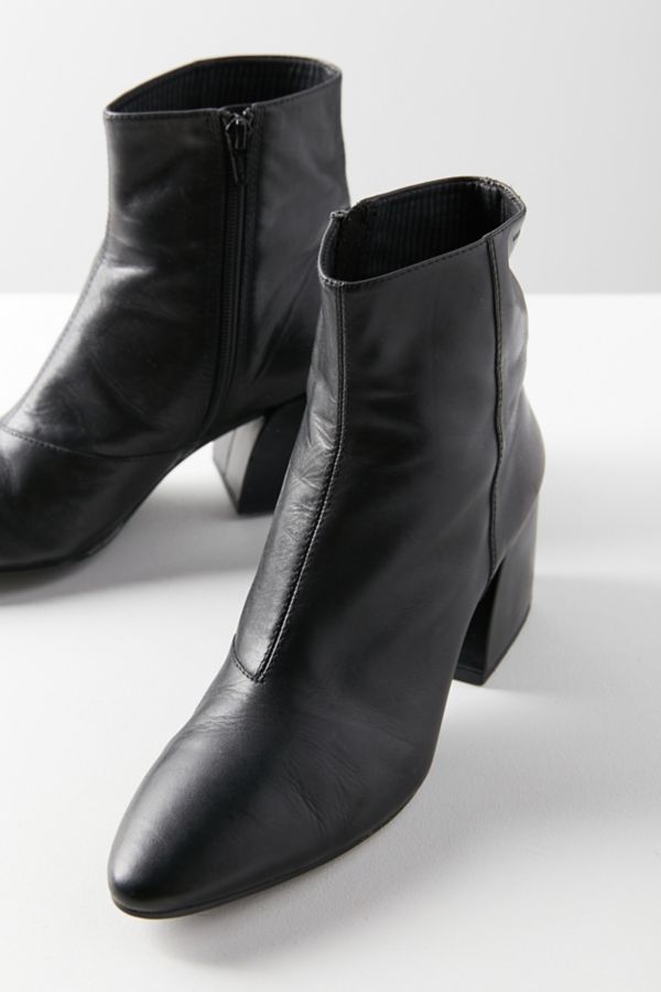 Vagabond Olivia Leather Boot | Urban Outfitters