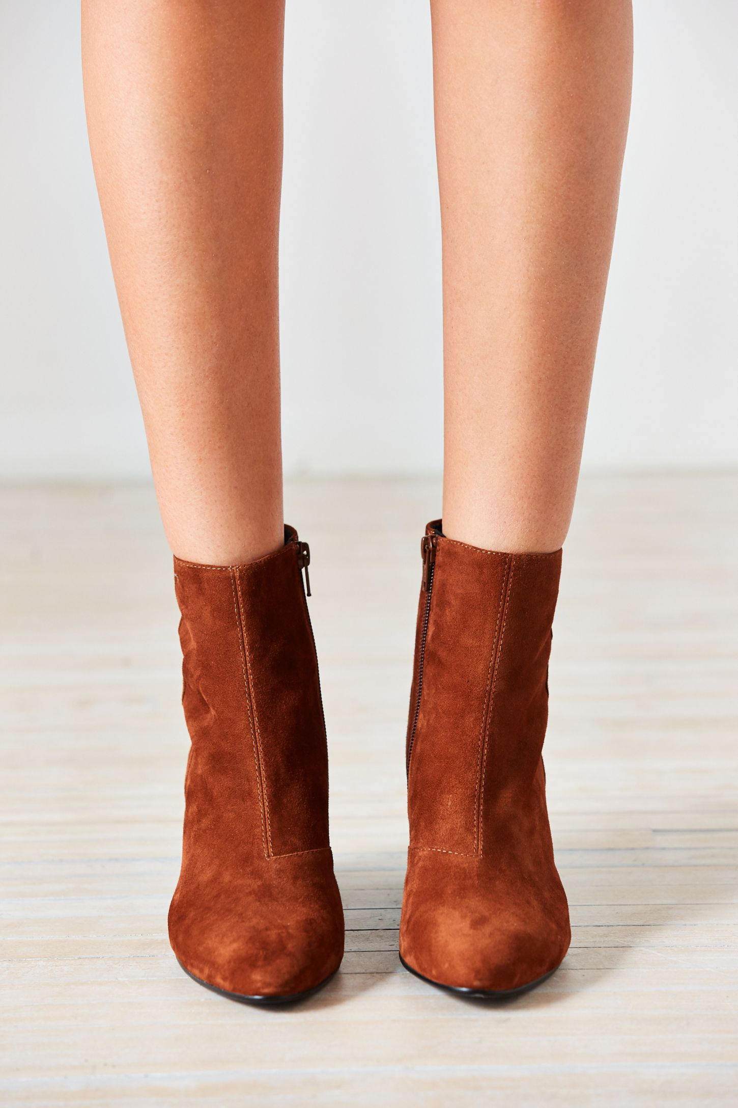 Vagabond Olivia Suede Boot | Urban Outfitters