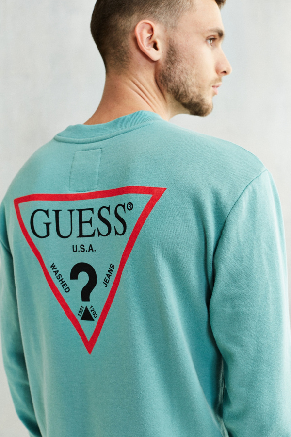 GUESS Logo Crew Neck Sweatshirt