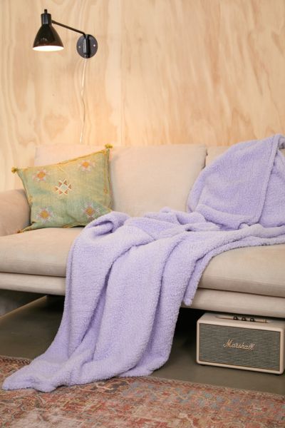 Urban Outfitters Amped Fleece Throw Blanket In Violet