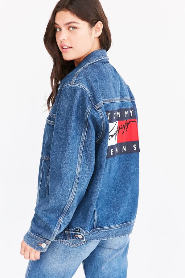 Tommy Jeans For UO Boyfriend Denim Jacket | Urban Outfitters
