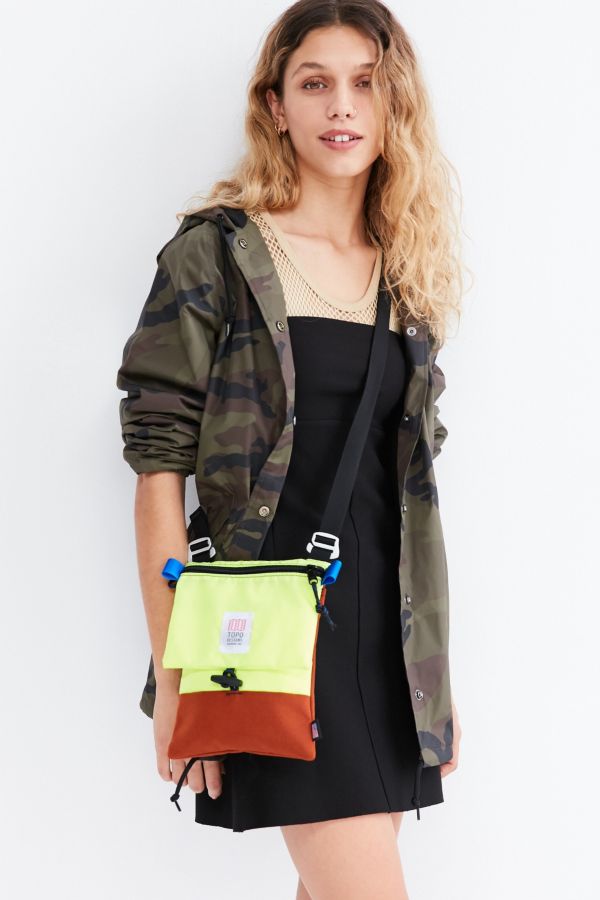 topo crossbody