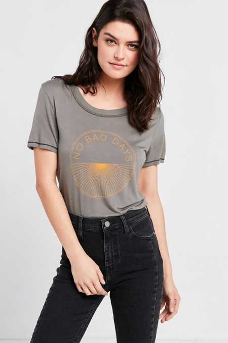 Graphic Tees for Women - Urban Outfitters