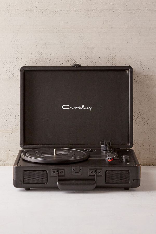 Crosley UO Exclusive Black Star Cruiser Bluetooth Record Player | Urban Outfitters