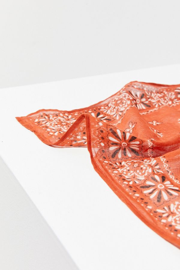 Slide View: 4: Classic Bandana