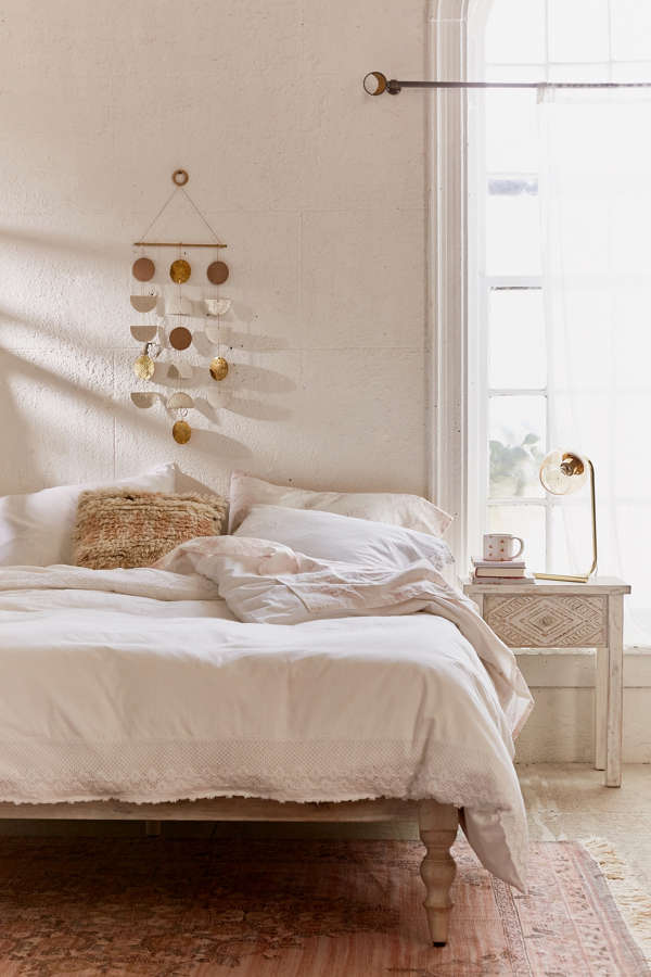 Slide View: 1: Crochet Trim Duvet Cover
