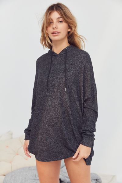 Hoodies + Pullovers for Women - Urban Outfitters