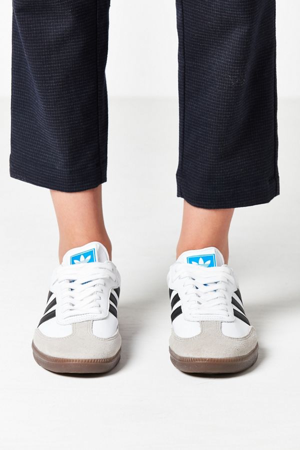 adidas Originals Samba Leather Sneaker | Urban Outfitters Slide View: 5: adidas Originals Samba Leather Sneaker