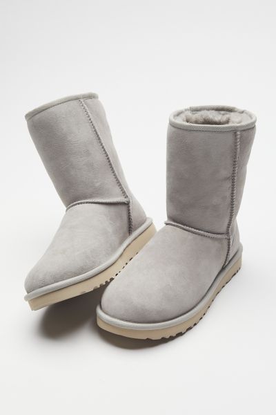 Ugg Classic Ii Boot In Neutral