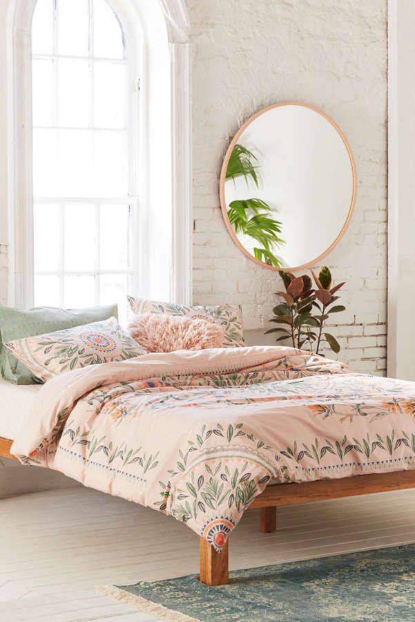 Slide View: 1: Iris Sketched Floral Comforter