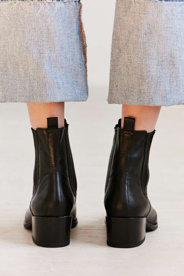 Vagabond Marja Chelsea Boot | Urban Outfitters